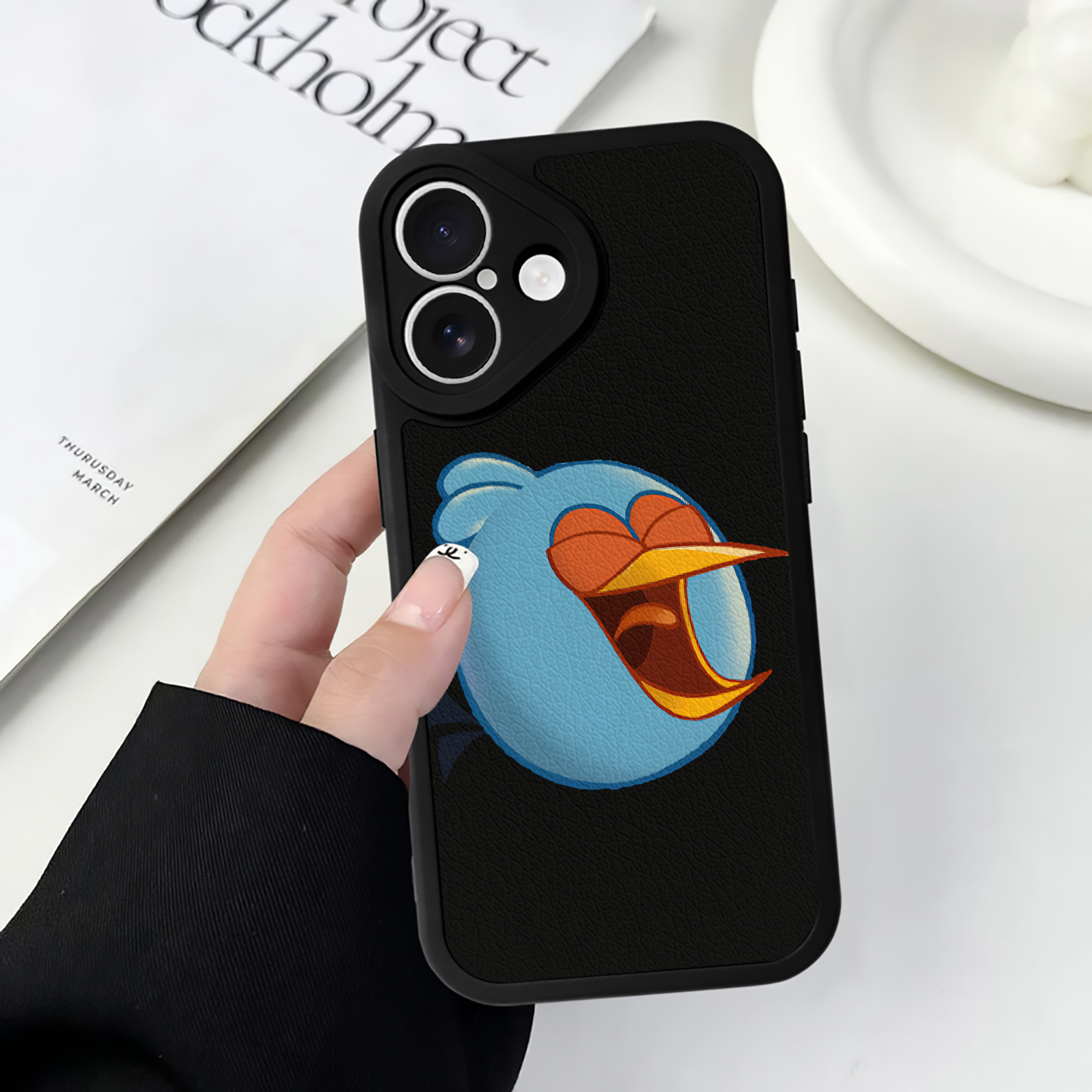 （画像用） Angry Birds アングリーバード 【iPhone 16シリーズ対応】シリコンスマホケース（レザー調） 材質：シリコン